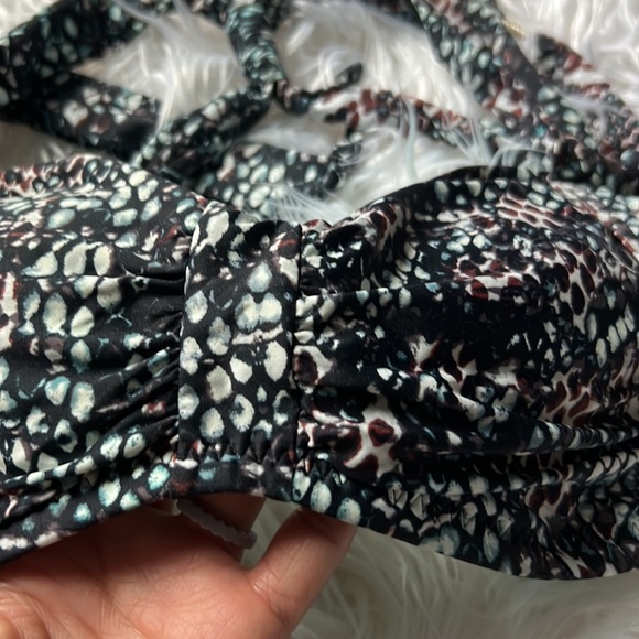 Athleta Swim Athleta Swim
Set Bikini Top And Bottom - Picture 8 of 12